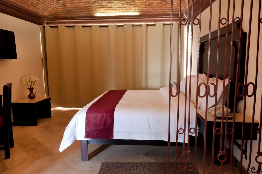 Hotel Imperio De Angeles 4*